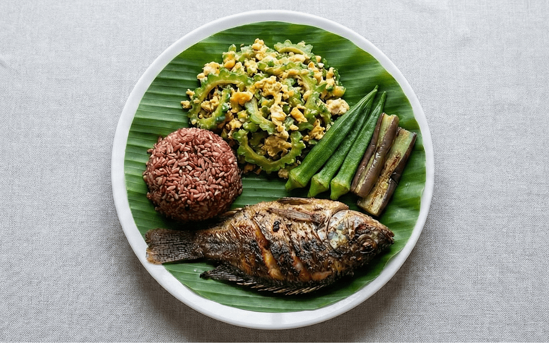 A healthy Filipino meal plate showing natural ways to lower blood sugar.